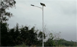 【案例】太阳能路灯在广西钦州市浦北县张黄镇已成功安装完毕